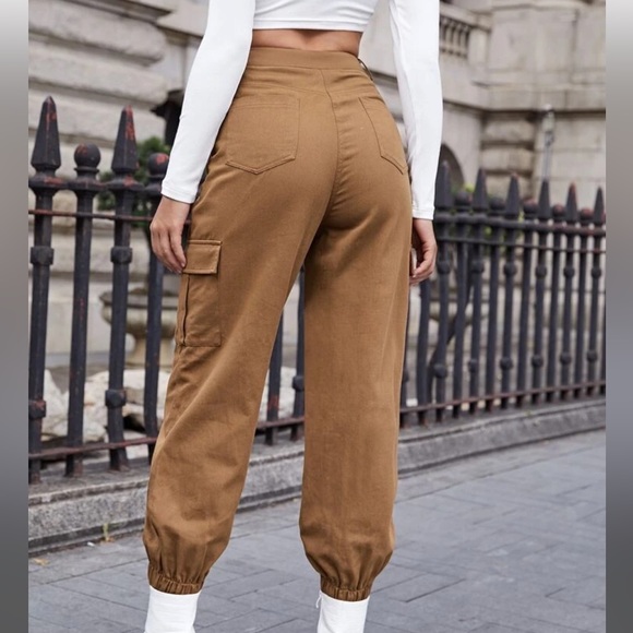 BROWN CARGO PANTS - Picture 2 of 3